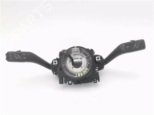 Used Switch VW GOLF VI (5K1) [2008-2014]  30203577