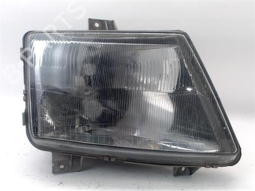 Used Right headlight MERCEDES-BENZ VITO Van (W638) [1997-2003]  24035729