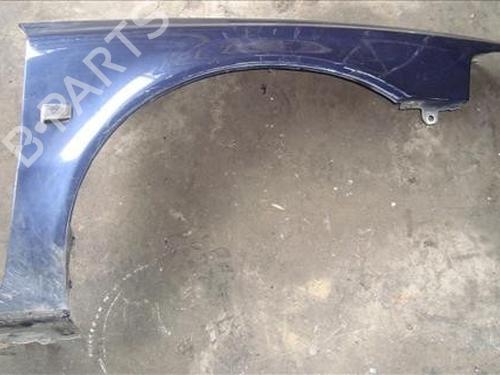 Used Right front fenders VOLVO V40 Estate (645) [1995-2004]  14335683