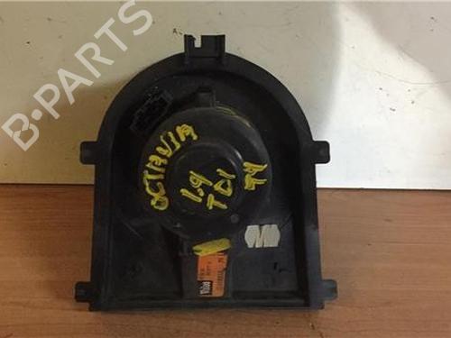 Used Heater blower motor SKODA OCTAVIA I (1U2) 1.9 TDI (110 hp) 12596292
