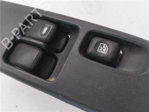 Left front window switch MITSUBISHI PAJERO III (V7_W, V6_W)  | BP29574413I27 