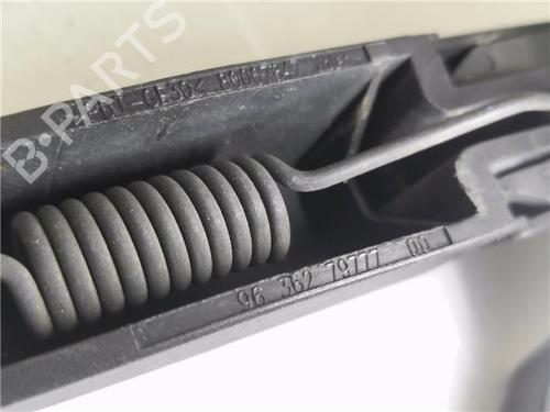 Rear windshield wiper arm PEUGEOT 307 (3A/C) | BP28378421C144