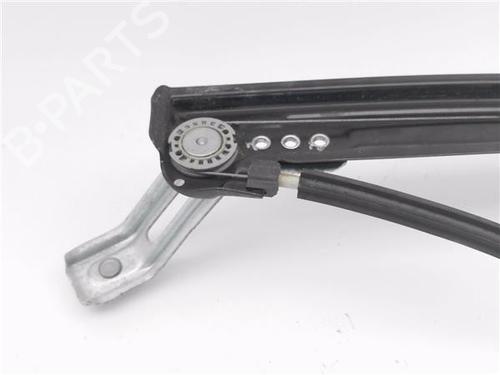 Rudehejsemekanisme ventre foran SEAT ATECA (KH7, KHP) 1.5 TSI | BP37261092C22 - Image 10