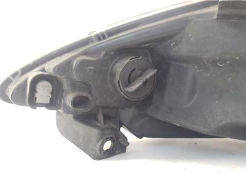 Right headlight PEUGEOT 1007 (KM_) 1.4 HDi | BP31990684C29 