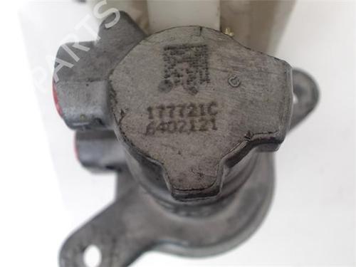 Maître-cylindre TOYOTA AURIS (_E15_) 2.0 D-4D (ADE150_, ADE150R) | BP25718900M77 