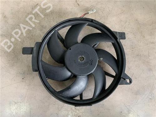Used Radiator fan MERCEDES-BENZ VITO Bus (W638) [1996-2003]  25718730