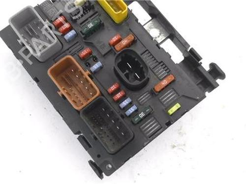 Electronic module PEUGEOT 207 CC (WD_) | BP25496001M83 - Image 3