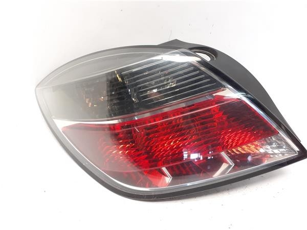 Left taillight OPEL ASTRA H GTC (A04) 9765444 | B-Parts