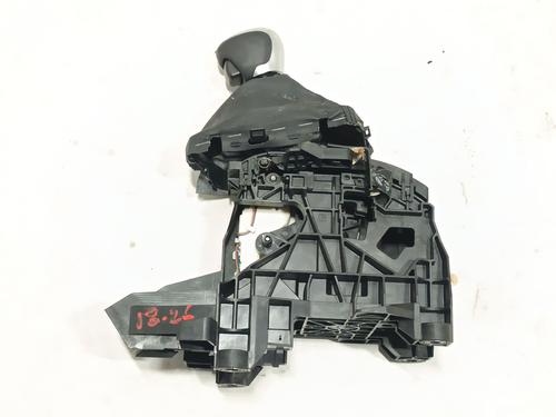 Levier de vitesses TOYOTA C-HR (_X1_) 1.8 Hybrid (ZYX10_, ZYX11_) (98 hp) 32109387