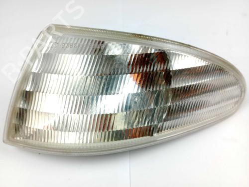 Used Left front indicator Left front indicator FORD MONDEO I Saloon (GBP) 2.0 i 16V (136 hp) 19878083 19878083