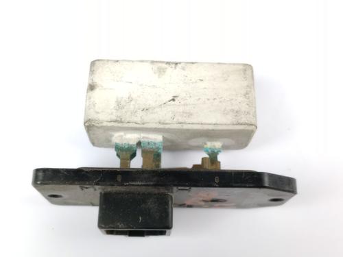 Used Heater resistor TOYOTA LAND CRUISER 90 (_J9_) 3.0 TD (KZJ90_, KZJ95_, KZJ90R, KZJ95R, KZJ90W, KZJ95W) (125 hp) 22740526