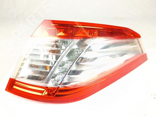 Used Right taillight PEUGEOT 508 SW I (8E_) 1.6 BlueHDi 120 (120 hp) 30169071