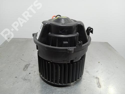 Moteur de chauffage BMW X1 (F48) sDrive 18 d (150 hp) 10137779