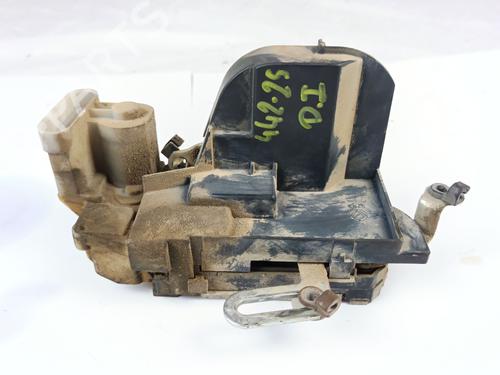 Używane Zamek drzwi przednich lewych FIAT PUNTO (188_) 1.2 60 (188.030, .050, .130, .150, .230, .250) (60 hp) 28519290