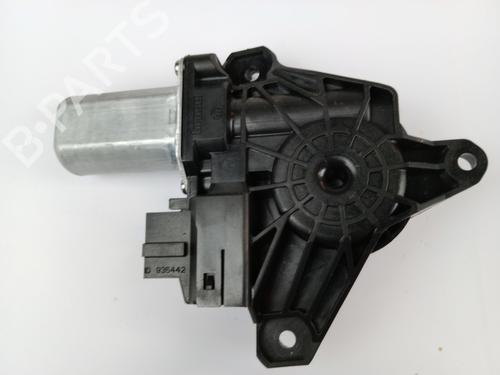 Left rear window motor MERCEDES-BENZ GLC (X253) 200 d 4-matic (253.916) | BP17631376E23 
