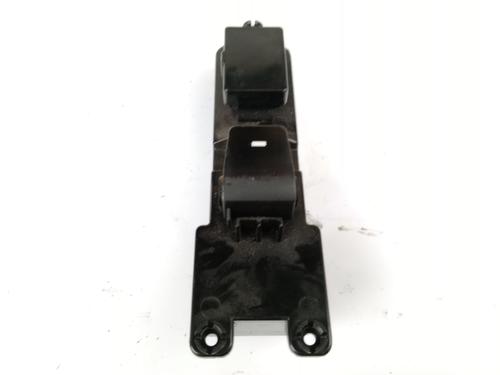 Used Right rear window switch HYUNDAI TUCSON (TL, TLE) 2.0 CRDi (136 hp) 24931478