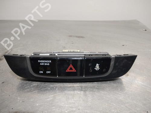 Used Switch Switch HYUNDAI ix35 (LM, EL, ELH) 1.7 CRDi (116 hp) 14349382 14349382