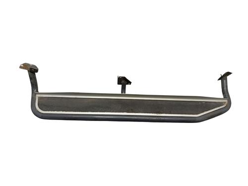 Used Step Step NISSAN TERRANO II (R20) 2.7 TD 4WD (101 hp) 33832325 33832325