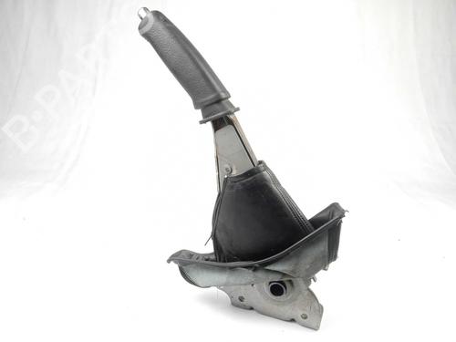 Used Hand brake Hand brake 13913568 13913568
