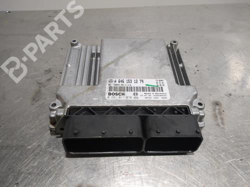 engine-control-unit-ecu-mercedes-benz-e-class-w211-0281011070-a6461531279-2002-2003-2004-2005-2006-2007-2008-2009-9983906 main image