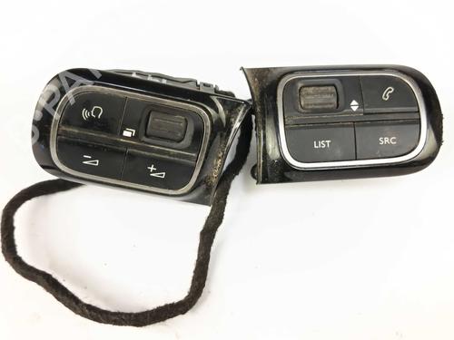 Used Steering wheel controls Steering wheel controls 37258100 37258100