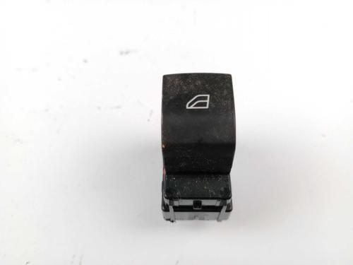 Used Right rear window switch Right rear window switch VOLVO XC40 (536) T3 (156 hp) 23431419 23431419