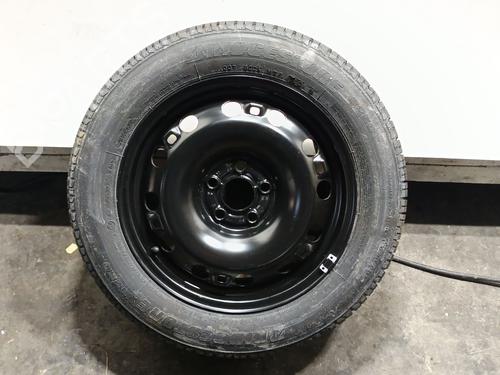 Used Jack Kit SKODA RAPID (NH3, NK3, NK6) 1.6 TDI (105 hp) 31799596