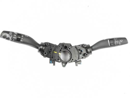 switch-kia-optima-jf-93403d4910-2015-10728539 main image