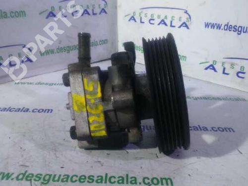 Used Steering pump HYUNDAI SANTA FÉ I (SM) 2.0 CRDi (113 hp) 10957778