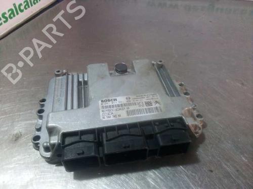 Used Engine control unit (ECU) Engine control unit (ECU) 9995556 9995556