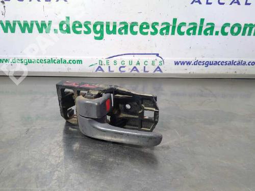 Used Rear left interior door handle Rear left interior door handle TOYOTA RAV 4 II (_A2_) 2.0 D 4WD (CLA20_, CLA21_, CLA20R, CLA21R) (116 hp) 10928671 10928671