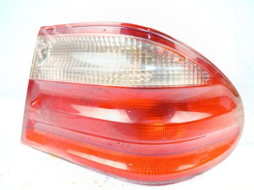 Højre baglygte MERCEDES-BENZ E-CLASS (W210) E 320 CDI (210.026) (197 hp) 30745548