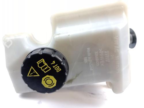 Brake master cylinder AUDI A3 Sportback (8VA, 8VF) 1.6 TDI | BP18411243M77 