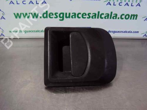 Højre fortil udvendigt håndtag IVECO DAILY III Platform/Chassis 29 L 14 (AHRA11C1B1, AHRA14C1B1, AHRA64C1B1) (136 hp) 30774015