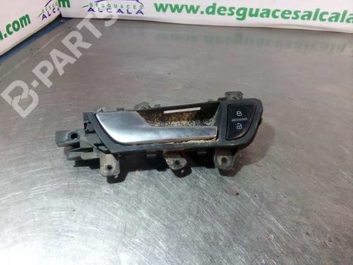 Used Front left interior door handle AUDI A4 B8 (8K2) [2007-2017]  9993157