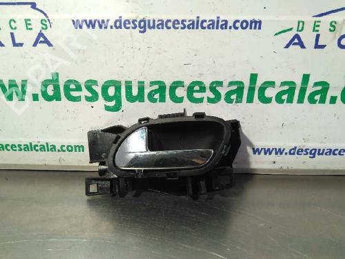 front-left-interior-door-handle-citroen-c3-ii-sc_-16-hdi-90-2009-10958415 main image