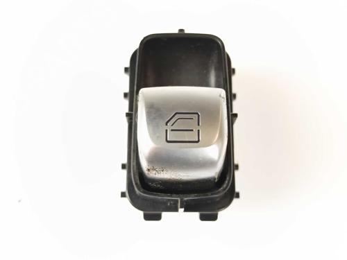 Used Right rear window switch Right rear window switch MERCEDES-BENZ C-CLASS (W205) C 220 BlueTEC / d (205.002, 205.004) (170 hp) 26295318 26295318