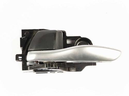 rear-left-interior-door-handle-toyota-c-hr-_x1_-2016-34137768 main image