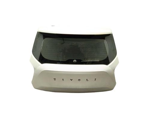 tailgate-ssangyong-tivoli-2015-28515157 main image