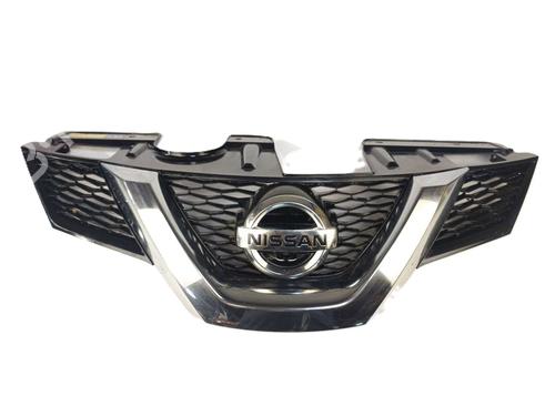 Used Grille Grille 37231002 37231002