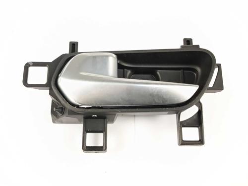 front-left-interior-door-handle-nissan-juke-f16_-2019-34137786 main image