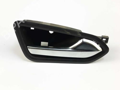 Used Front right interior door handle Front right interior door handle 37019696 37019696