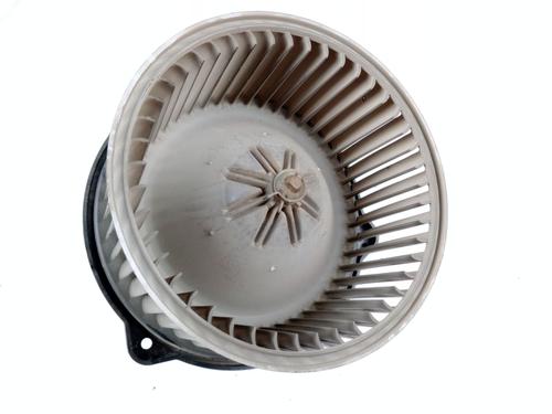 Used Heater blower motor TOYOTA LAND CRUISER 90 (_J9_) 3.0 TD (KZJ90_, KZJ95_, KZJ90R, KZJ95R, KZJ90W, KZJ95W) (125 hp) 22740513