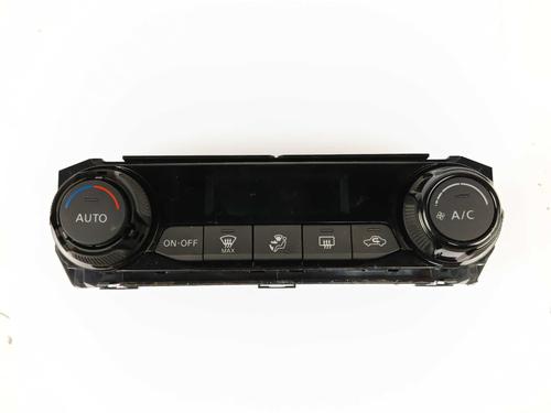 Used Climate control Climate control 30770435 30770435