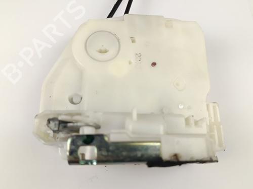 Venstre bagtil lås MITSUBISHI MIRAGE / SPACE STAR VI Hatchback (A0_A) 1.2 (A03A) (80 hp) 30263135