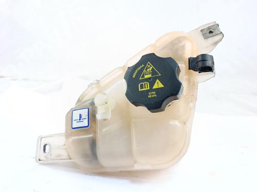 ekpansionstank-alfa-romeo-giulia-952_-2015-31639018 main image