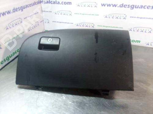 Used Glove box MITSUBISHI OUTLANDER II (CW_W) 2.2 DI-D 4WD (156 hp) 10928868