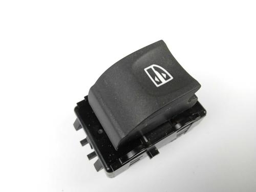Used Left rear window switch Left rear window switch RENAULT MEGANE IV Grandtour (K9A/M/N_) 1.5 Blue dCi 115 (K9A6) (116 hp) 12213032 12213032