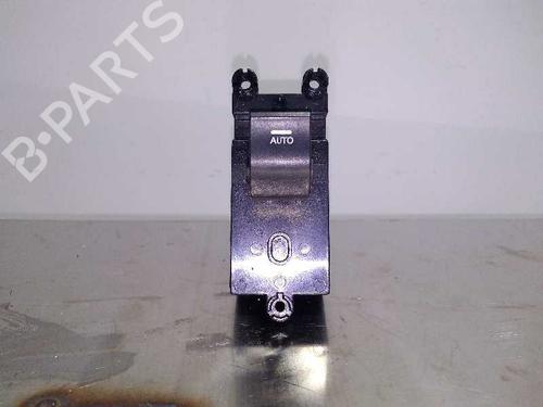 Used Right rear window switch Right rear window switch HYUNDAI i40 I (VF) [2012-2019] 10752090 10752090