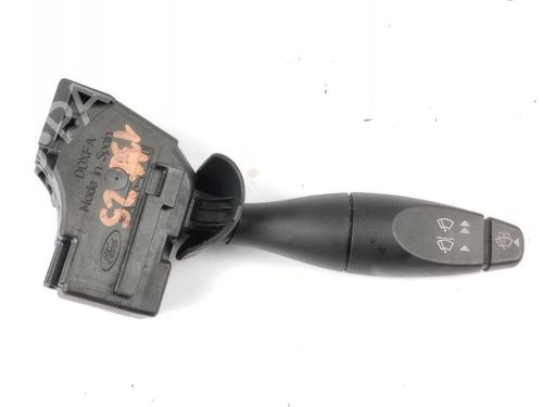Used Steering column stalk FORD FIESTA V (JH_, JD_) 1.4 TDCi (68 hp) 24573440